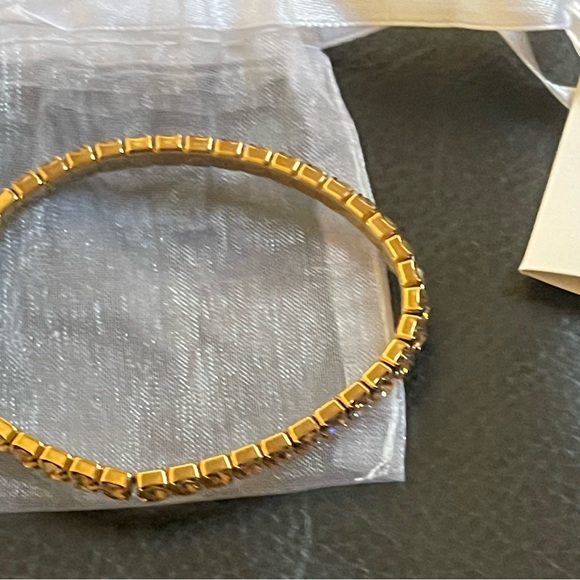 Beautiful bracelet with stone - Picture 3 of 3